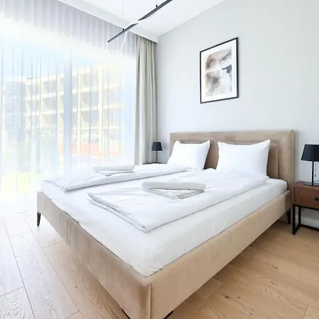Sun & Snow Moon Apartment